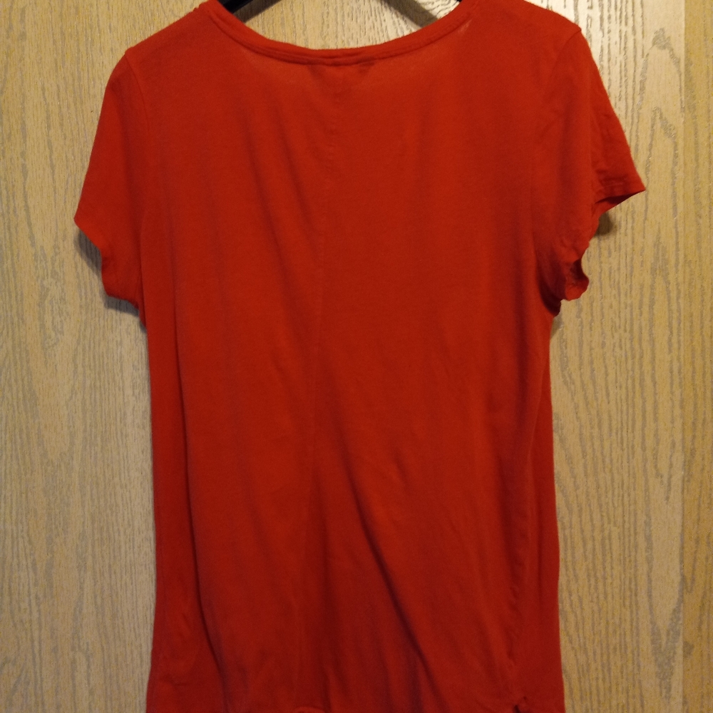 Red t-shirt with pocket
